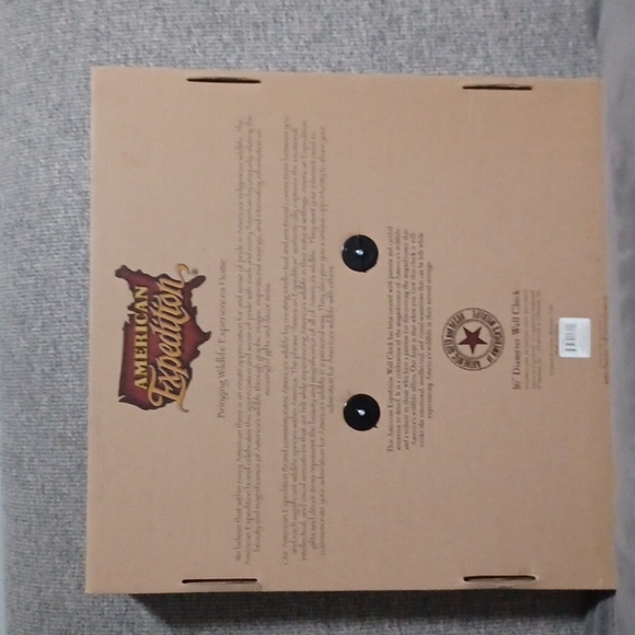 Wildlife wall clock 16" Diameter - Picture 5 of 7